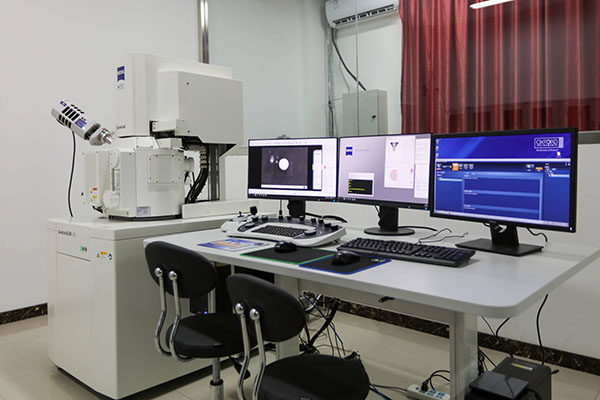 聚焦离子束扫描电子显微镜